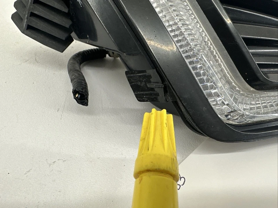 Ford Edge 2015 2016 2017 2018 pasajero derecho LED DRL luz de estacionamiento lámpara OEM Foto 4 de 4