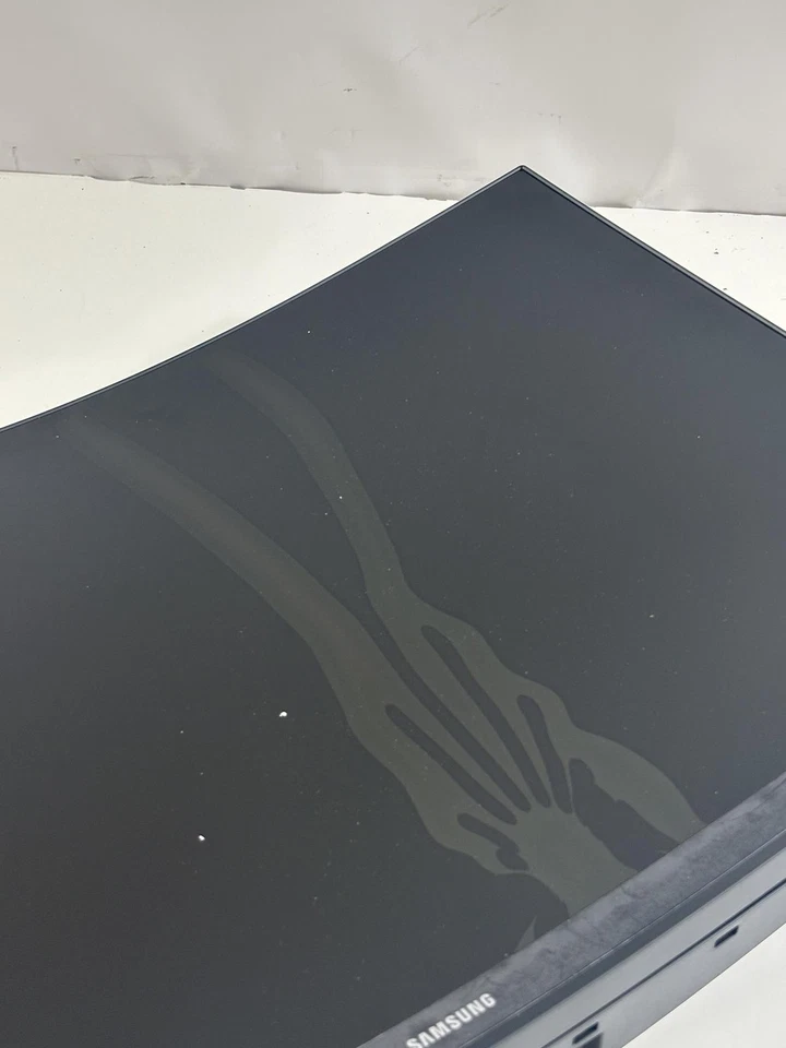 SAMSUNG 27-Inch Odyssey G55C Series  Curved Gaming Monitor(read) - Image 2 of 4