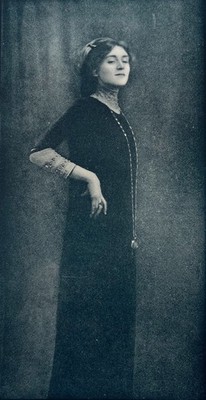 Elegantes Portrait 1910 von E O Hoppe 1878-1972