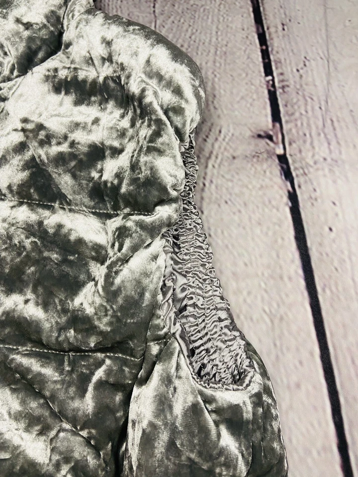 Chaleco de plumas de pato plateado con cremallera completa Calvin Klein Performance para mujer; XL Foto 2 de 4