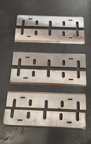 LIGHTLY USED MAKITA HSS PLANER BLADES (2 PIECE) 63/4" x 13/8" x 1/8"