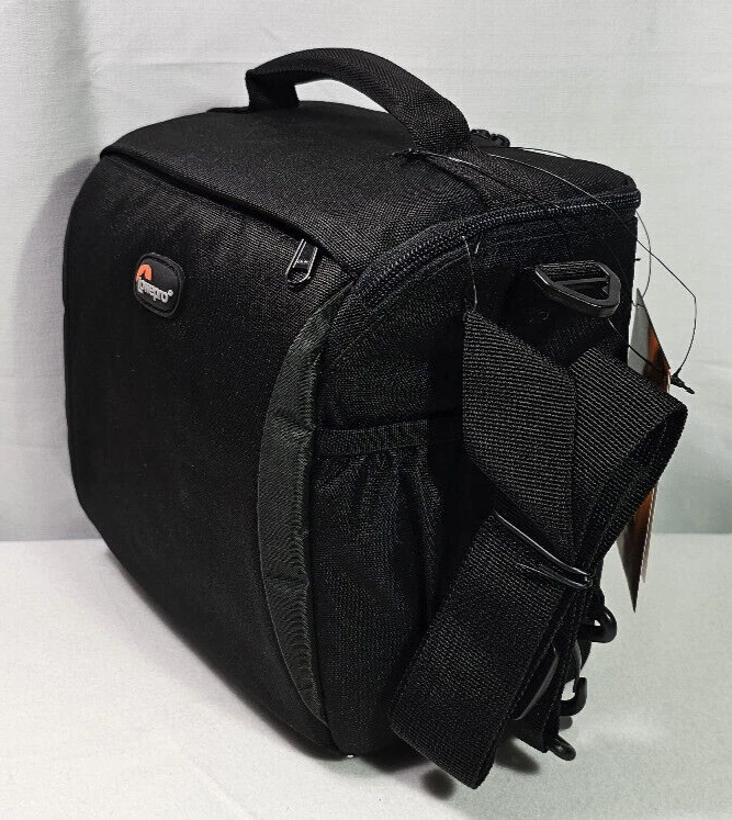Lowepro Format 160 Black Camera Bag New - Image 3 of 4