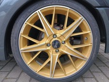 Original OZ O.Z. Racing Quaranta 7x17 Zoll 4x100 mit 205/40 R17 Pirelli