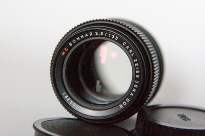 Carl Zeiss Jena Sonnar 135mm f/3.5 M42 schwarz Teleobjektiv Top Zustand