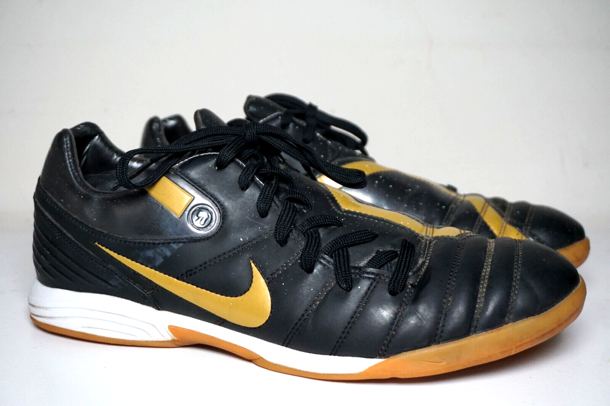 Vintage Nike T90 Total 90 Indoor Soccer Football Shoes Cleats Mens