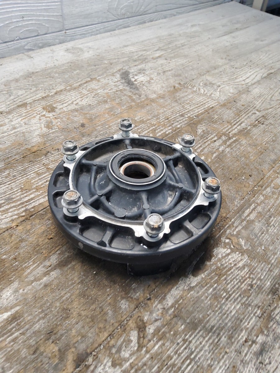 1987 87 87-90 KAWASAKI ZX750 ZX750F REAR BACK WHEEL RIM HUB