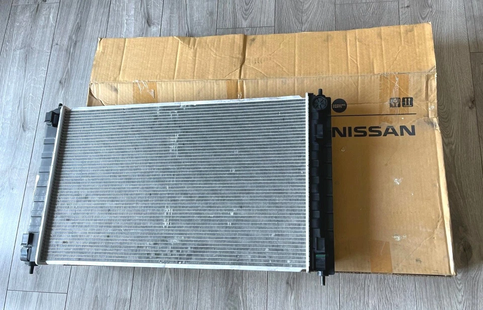 NUEVO | RADIADOR NISSAN MAXIMA 2016-2022, 21460ZN50A, 21460-ZN50A ORIGINAL EM Foto 2 de 4
