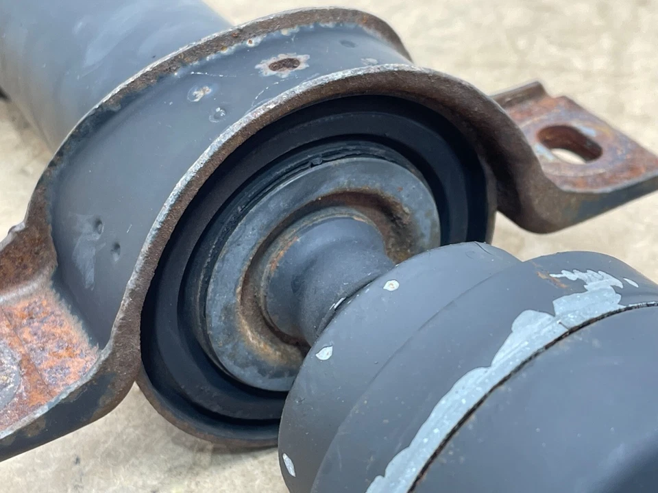 Mercedes-Benz W251 R350 R320 2006-2013 eje de transmisión trasero eje de transmisión hélice OEM Foto 3 de 4