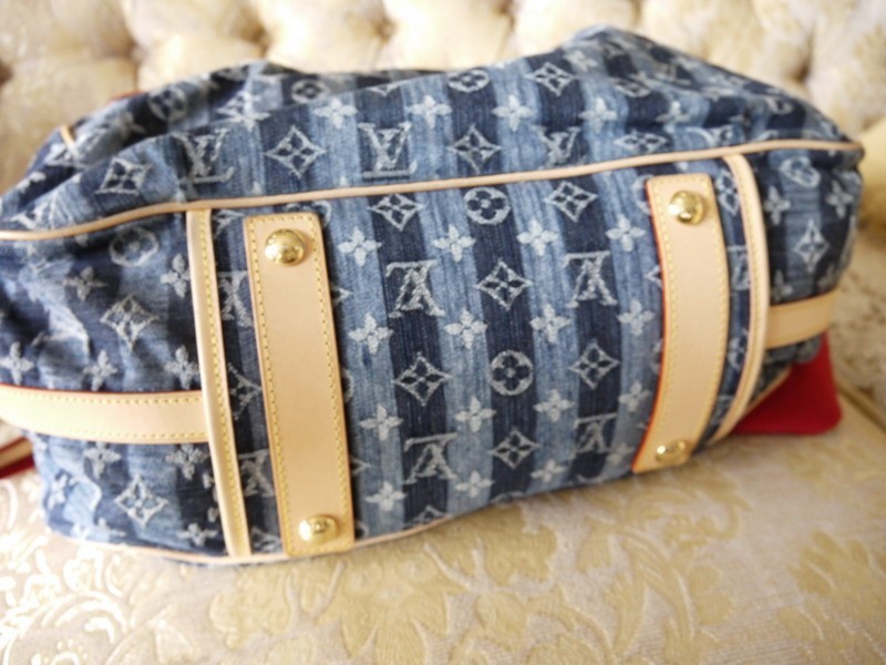 LOUIS VUITTON Limited Edition Blue Porte Epaule Cruise Monogram