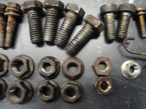 87 1987 POLARIS 250 CYCLONE FOUR WHEELER ENGINE HARDWARE BOLTS NUTS BOLT WASHERS - Picture 4 of 5