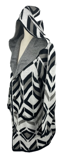 Venus Black/White Women's Long Sweater - Size Large - Chest 50 - Length  32 | eBay