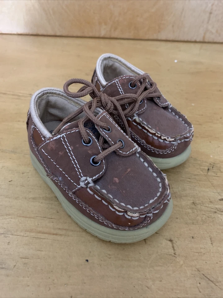 Zapatos para niños pequeños talla 3 Foto 2 de 4