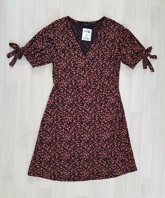 NEXT Gr. 10 schwarzes TEE KLEID braun V-AUSSCHNITT kurz MUSTER Print SOMMER Ärmel