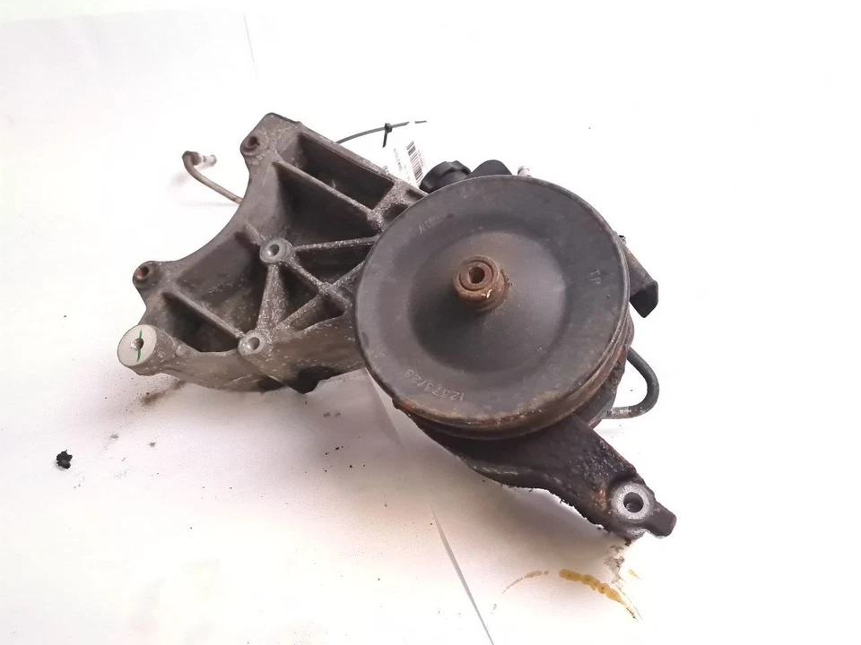 BOMBA PS PARA CHEVROLET SUBURBAN 2003 - 2006 Foto 4 de 4