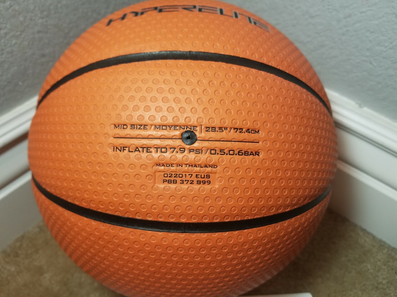 nike hyper elite basketball 28.5