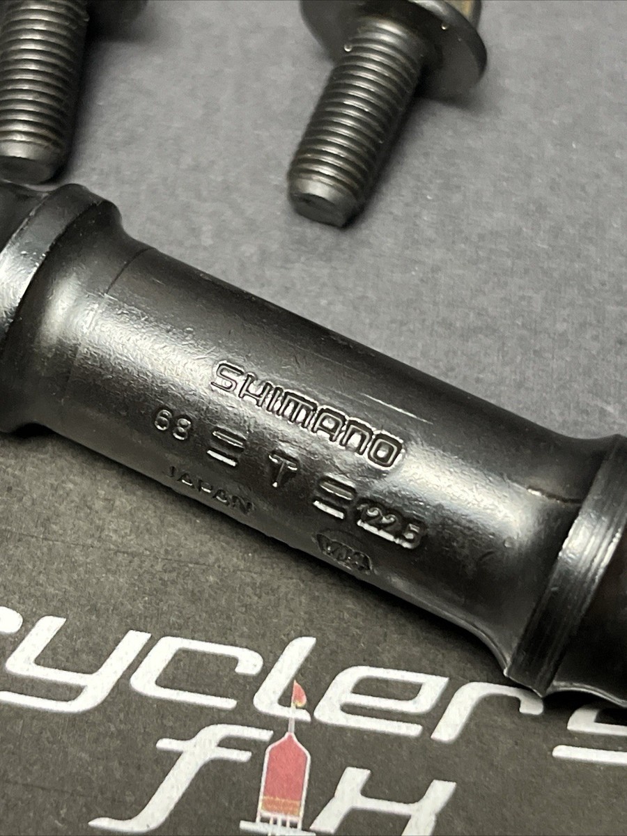 NOS Shimano 68 x 122.5mm D-3NL Cr-Mo Bicycle Bottom Bracket Square