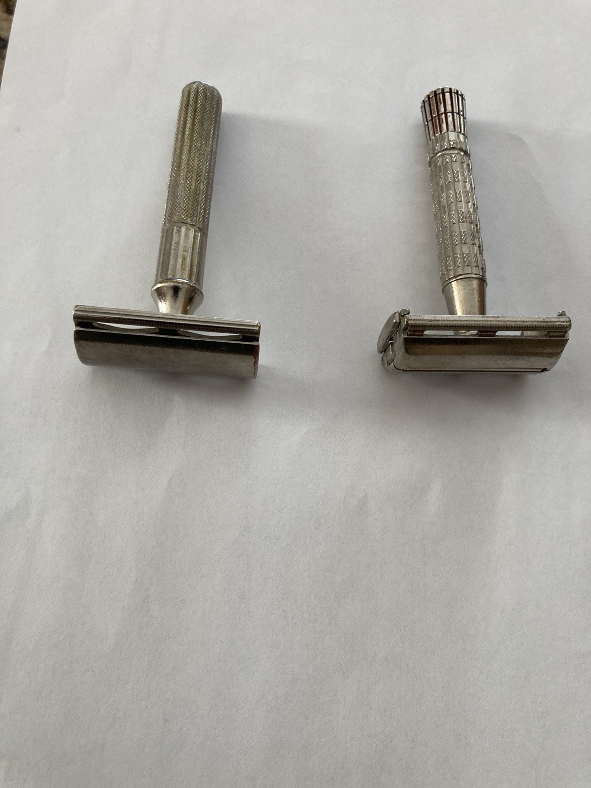 Silver Metal  No Blade Patina Gillette