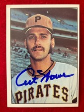 Art Howe 1975 / 1976 SSPC #585 Pittsburgh Pirates SIGNED Autographed Card