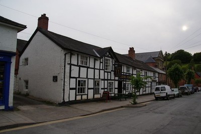 Foto A3 Der königliche Kopf, Llanidloes komfortable Kneipe verkauft einige gute be c2011