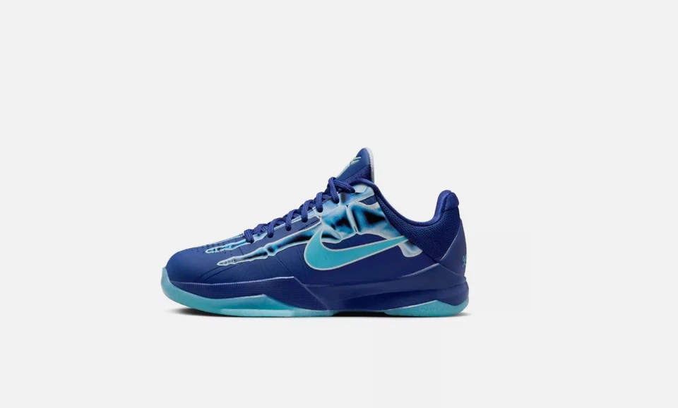 Nike Kobe V5 Protro X-Ray GS Azul Real Brilla en la Oscuridad HM9522-400 Juvenil Foto 2 de 4