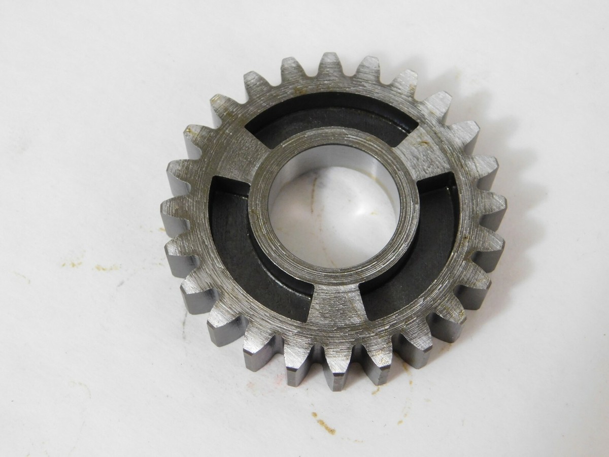まーこ 1 NOS 1982-1984 Kawasaki KX 125 KX125 TRANSMISSION GEAR INPUT