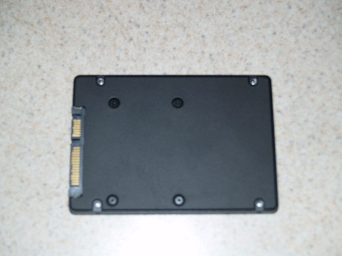 Samsung 128GB SSD SATA Hard Drive MZ7PD128HCFV-000H1 MZ Samsung 128GB SSD SATA Hard Drive MZ7PD128HCFV-000H1 MZ