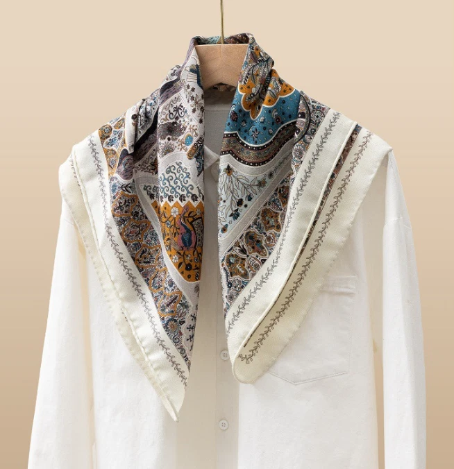 70%Cashmere 30% Silk Scarf 26'' Bandana Shawl Neckerchief Brown totem Print Wrap