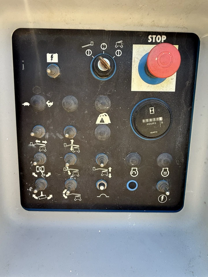 2014 GENIE Z-45/25J DC ЭЛЕКТРИЧЕСКИЙ 500 ФУНТОВ 45' ШАРНИРНО-СОЧЛЕНЕННАЯ СТРЕЛА ПОДЪЕМ ВОЗДУШНЫЙ ПОДЪЕМНИК - Изображение 3 из 4