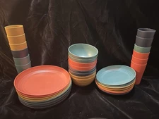 32-Piece Autumn Multicolor Wheat Straw Dinnerware Set Unbreakable Service For 8
