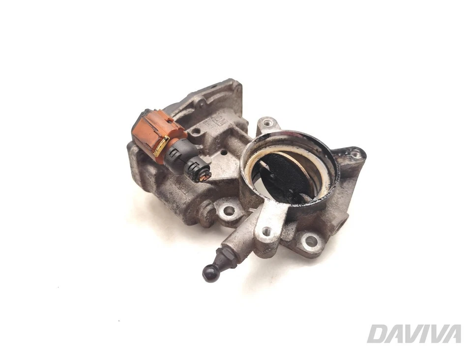 Opel Insignia Corps de papillon 2.0 CDTI Diesel 118kW (160 HP) 55564164 2013 - Photo 2/4