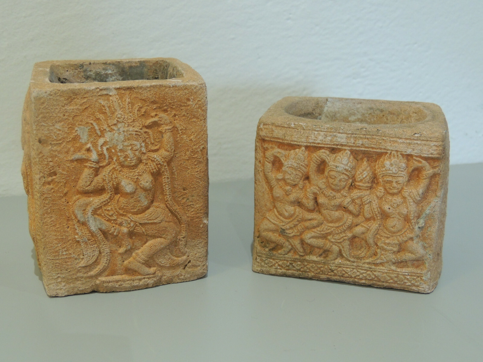 Par De Antigua Frascos Indonesios de Terracota