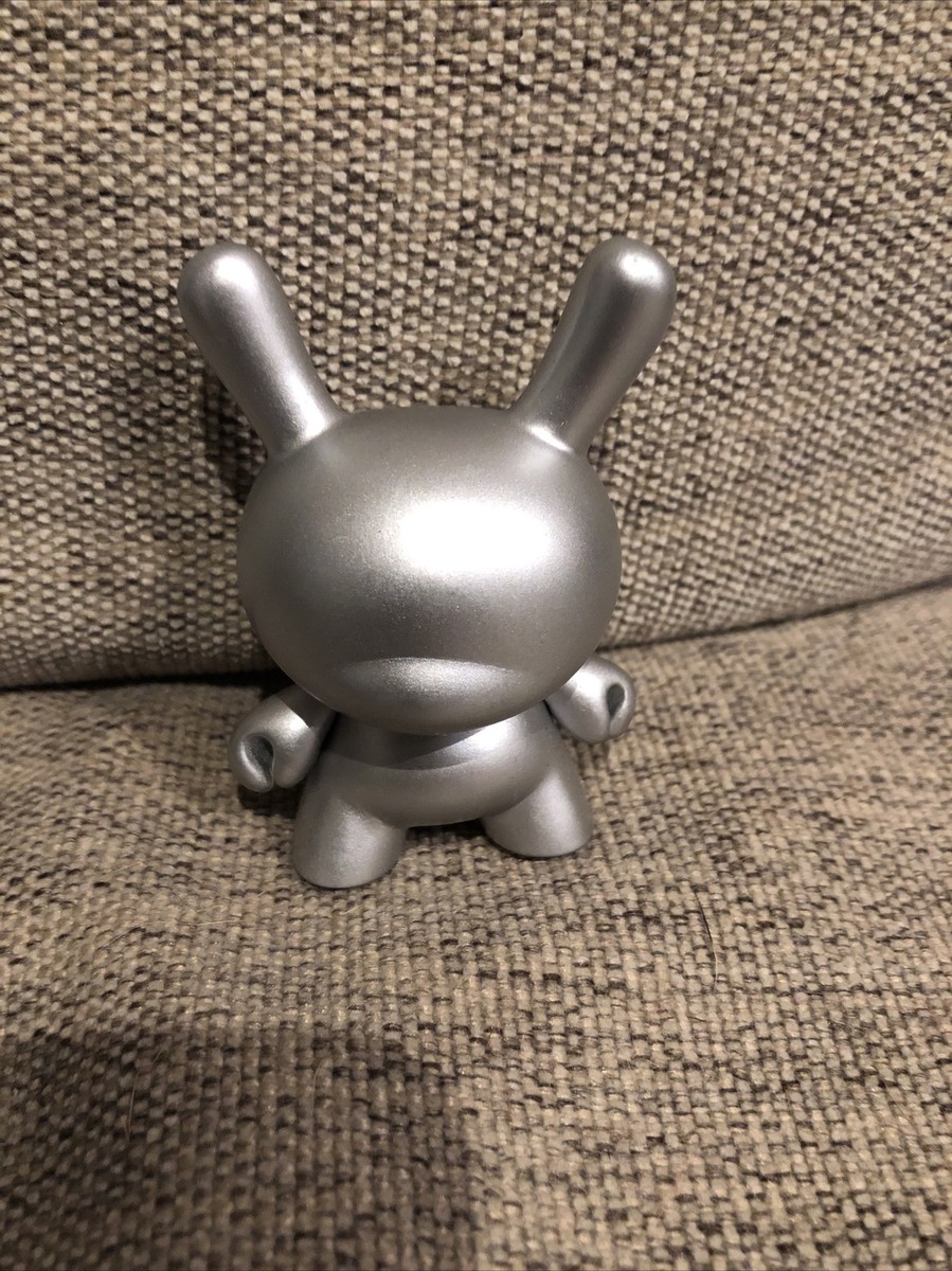 Kidrobot Special Edition 10th Anniversary DUNNY 3