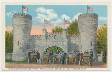 Dixie Sight Seeing Cars, Point Park Gate, Lookout Mt., Chattanooga, Tennessee