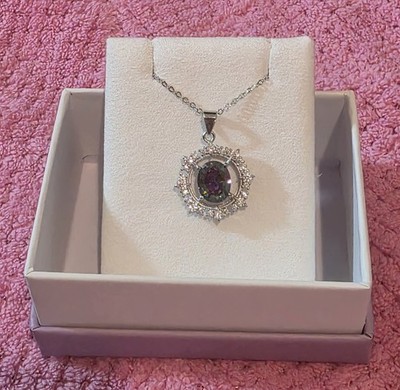 RYZE PARTY ''Glam'' Mystic Crystal White Frost CZ Halo Pendant Necklace N3-1319