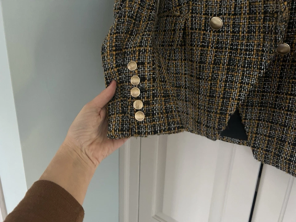 Chaqueta Blazer Para Mujer Elie Tahari Crema Tweed Talla S Mezcla de Lana Botones Dorados Foto 4 de 4