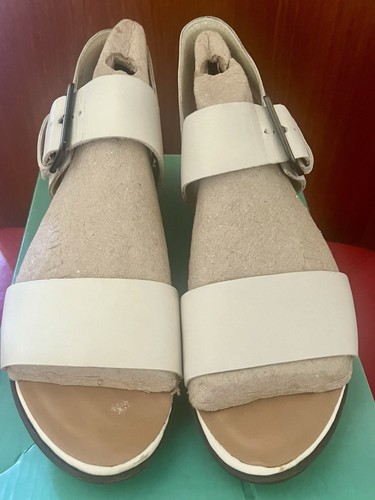 CLARKS WEDGE STRAPPY SANDALS CREAM, Size UK4D - Picture 4 of 12