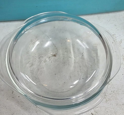 Pyrex #024 Clear Glass 2 Qt. Round 8 1/2" Casserole  Bowl Dish w/Lid Vintage