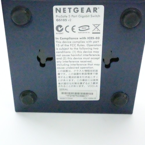 Netgear ProSafe Plus 5-Port Gigabit Ethernet Switch Model GS105 v2 NO CORD - Picture 3 of 3