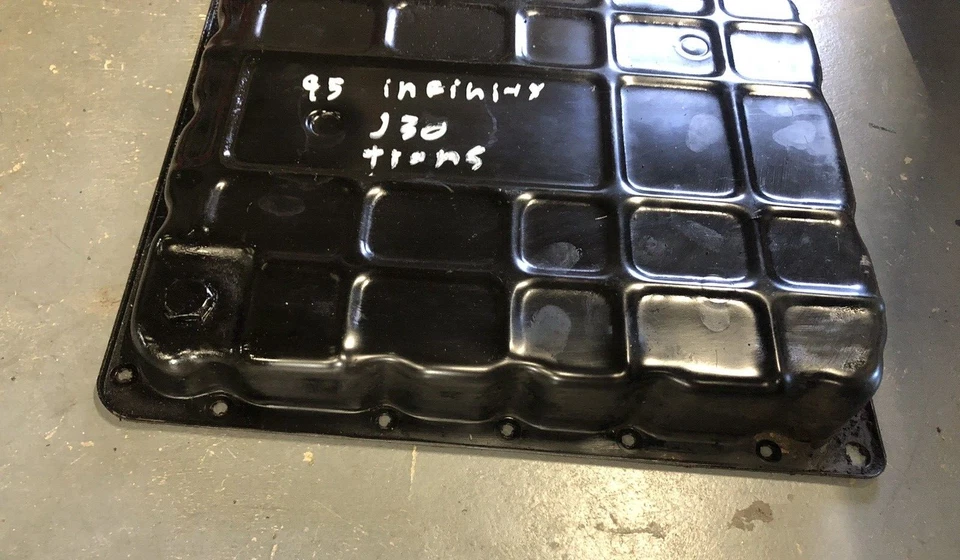 Panela de óleo fluido de transmissão Infinity J30 1995 - Imagem 2 de 4