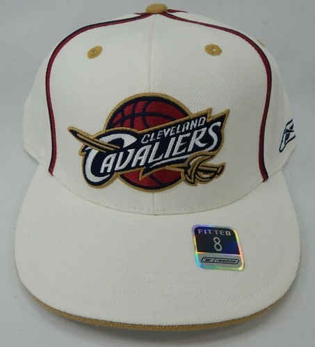 Cleveland Cavaliers Reebok Size 8 Crown 