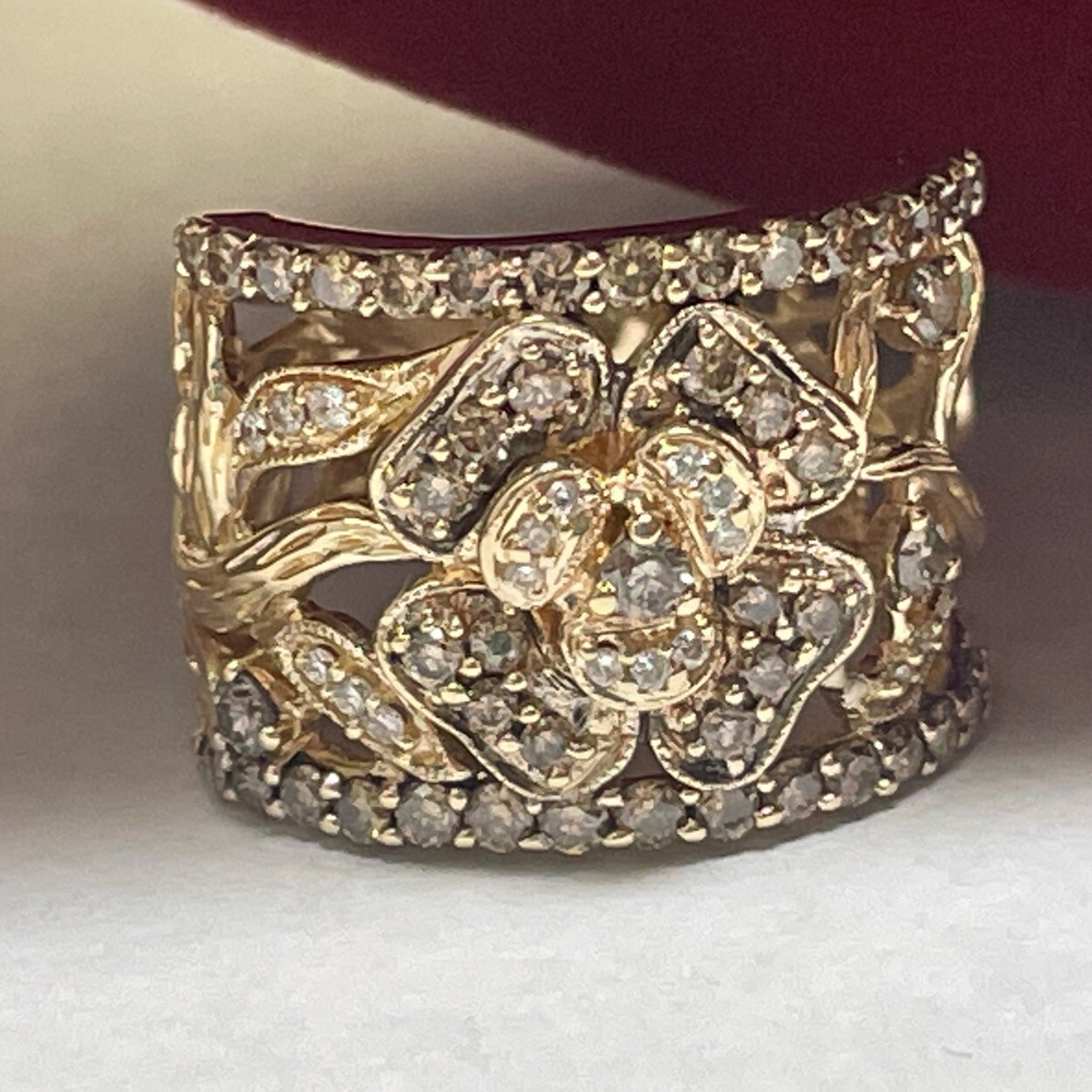 LEVIAN 14K YELLOW GOLD WHITE CHOCOLATE DIAMOND RING ROSE MOTIF