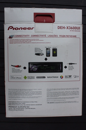 Pioneer DEH-X3600UI Car Radio and CD RDS Receiver - Picture 10 of 12