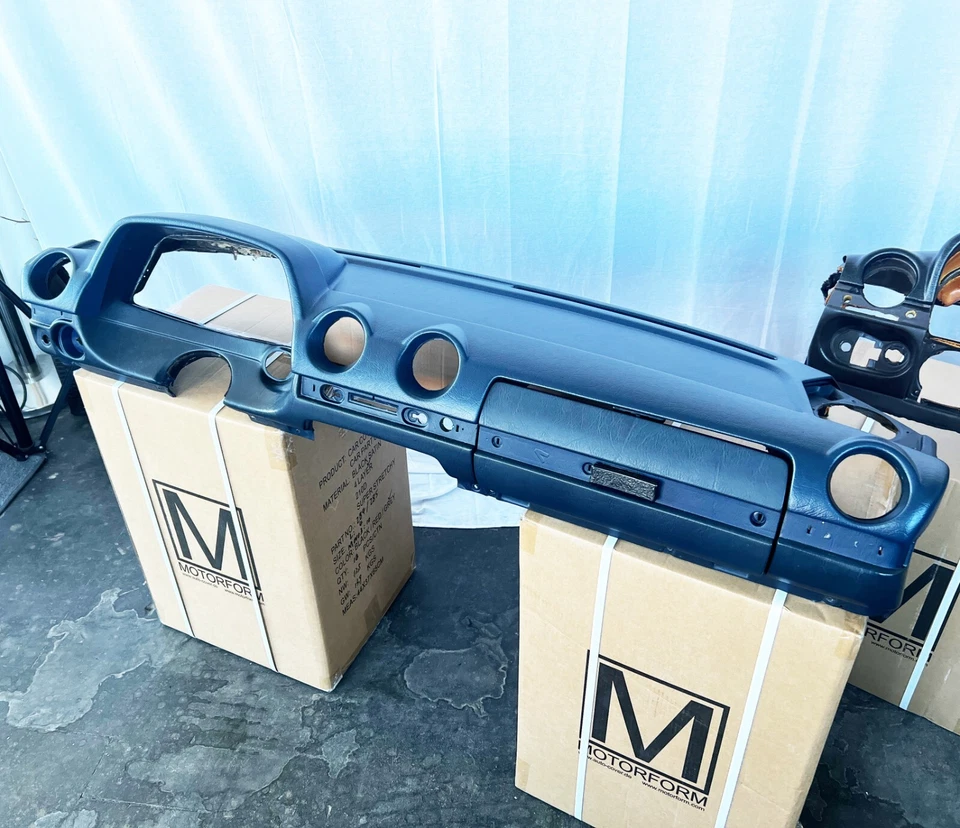 Mercedes W123 copri cruscotto copri cruscotto cruscotto BLU BLUE nuovo - Immagine 4 di 4