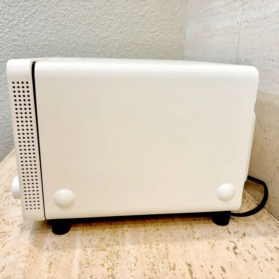 BALMUDA The Toaster color crema K05A-BG Foto 3 de 4