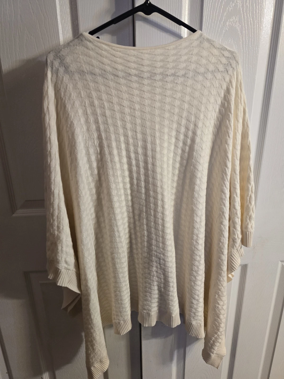 Lululemon Divinity Poncho Ivory Shawl Wrap Sweater Women’s One Size