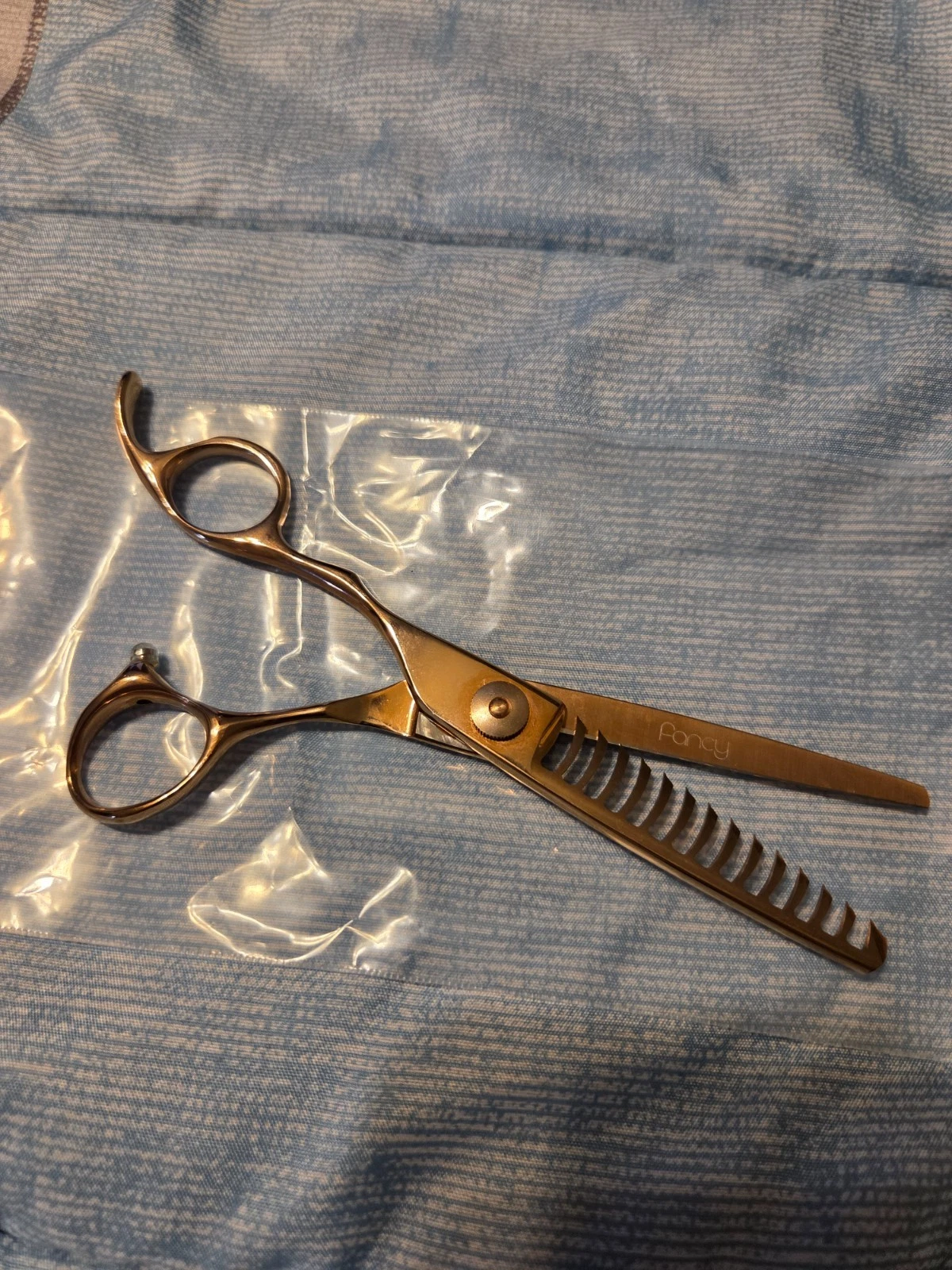 KENCHI 14 tooth gold pet grooming shears
Opens in a new window or tab