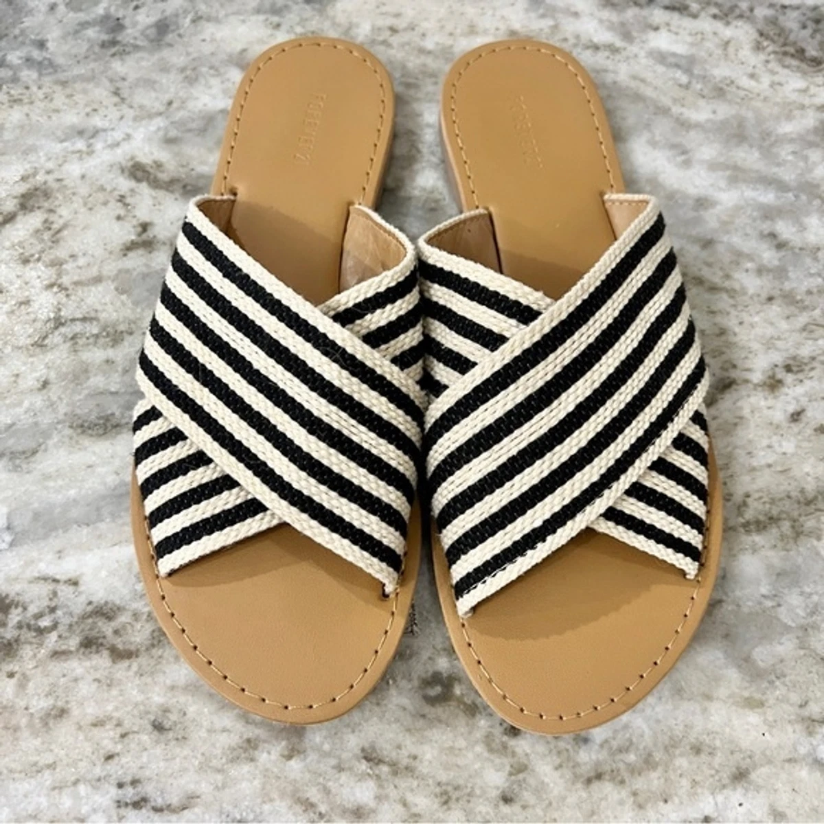 Forever 21 Textile Black Cream Striped Crossover Band Slide