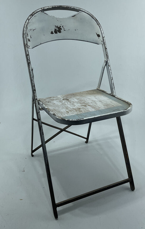 old rugged industrial iron folding chair座面高は