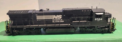 Overland Models escala HO latón G.E. C39-8 diésel Norfolk Southern #8564 | Zustand: Used