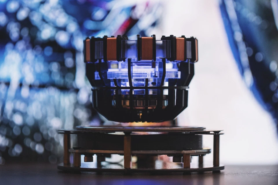 Iron Man Core, Tony Stark Has a Heart, Arc Reactor, Floating LED Light, Marvel - Image 4 of 4